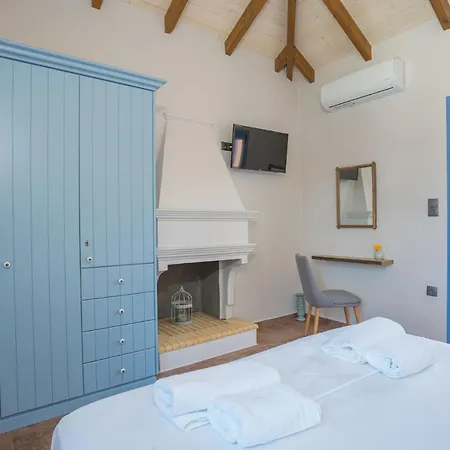 Anogi - Boutique ~1909~ Nydri (Lefkada)